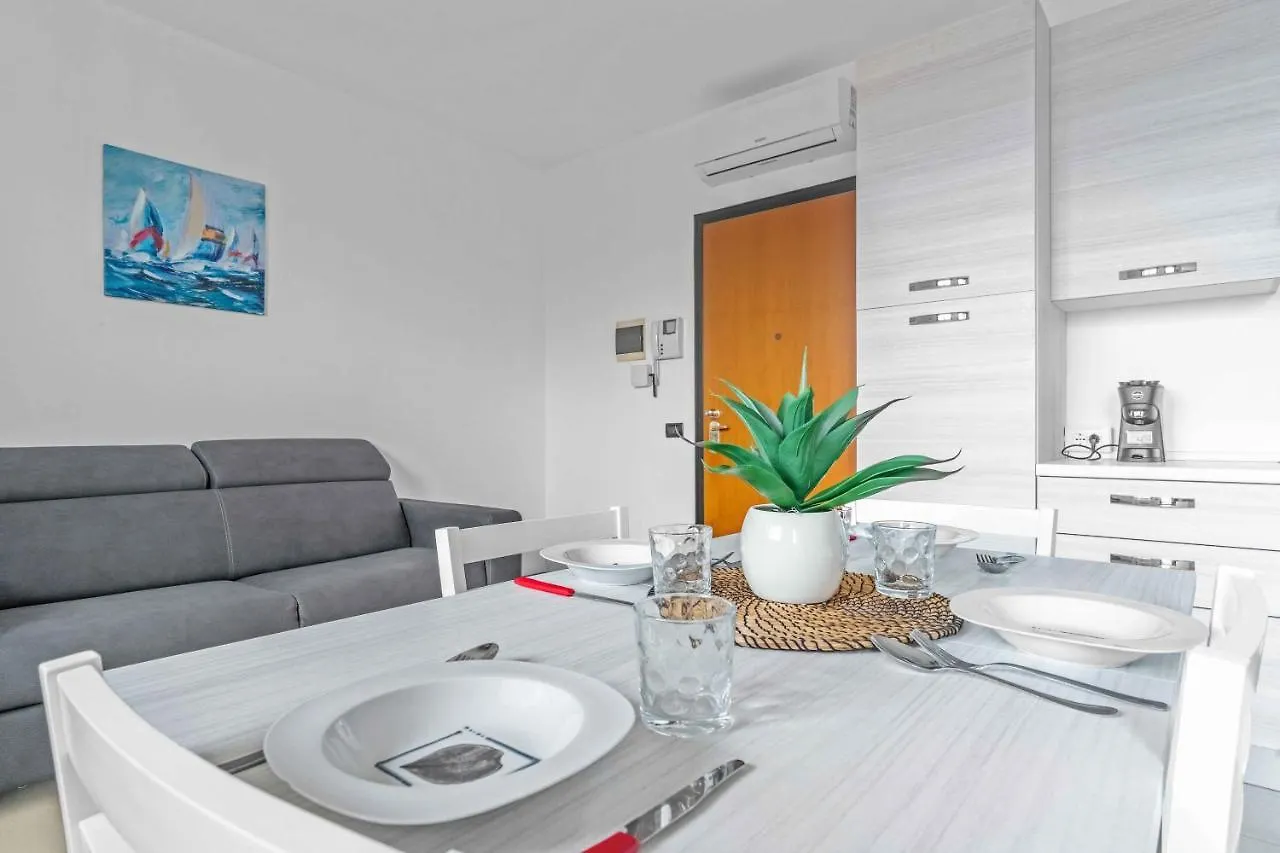 Apartment Ar 73 Loreto 2 Minutes From The Metro Milan Italy