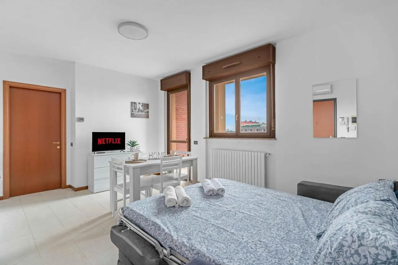 Ar 73 Loreto 2 Minutes From The Metro Milan Apartment